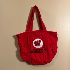 Wisconsin Badger Thirty One bag.